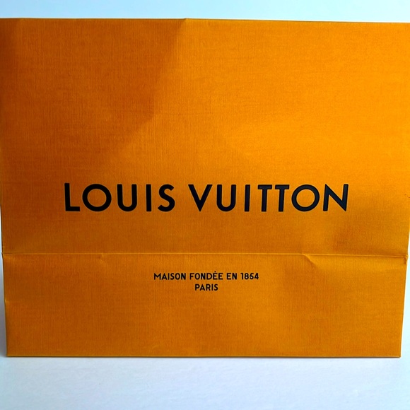 Louis Vuitton LV Shopping Tote - Picture 10 of 10